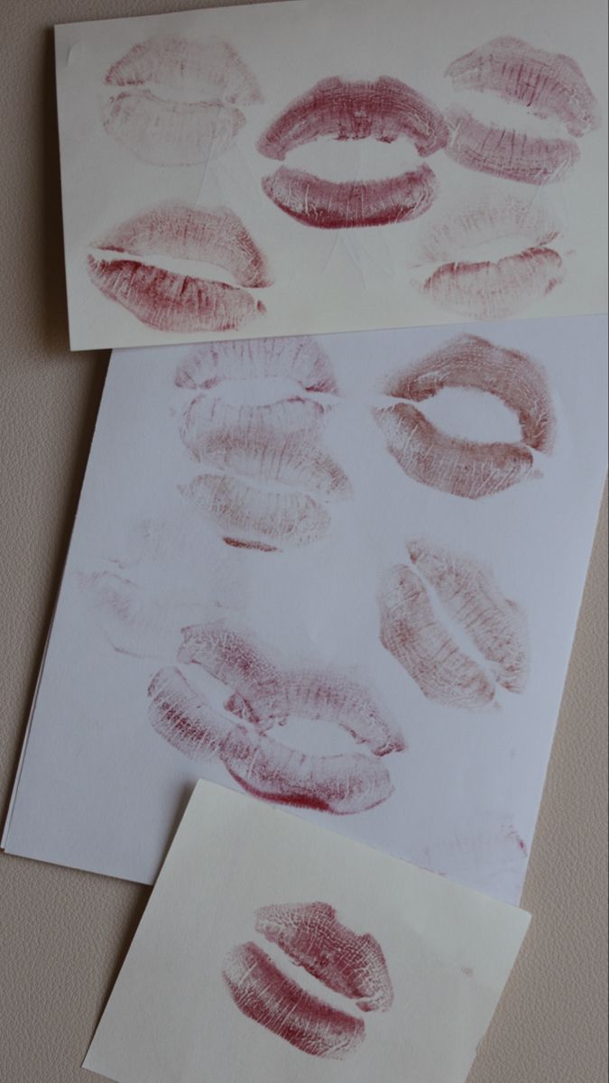 The 'Kiss of Mundanity' (Digital Stain of Disillusionment)